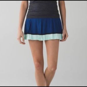 Lululemon Pleat to Street Skirt II Poseidon / Sea Mist Size 8